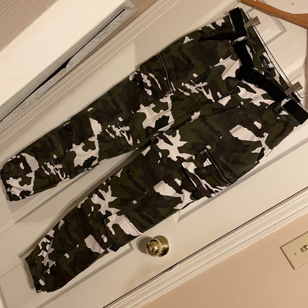Fashion Nova Belted Camo Cargo Joggers
